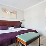 إكسي ميتري 3* برشلونة