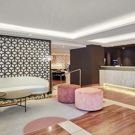 מלון Exe Mitre 3*