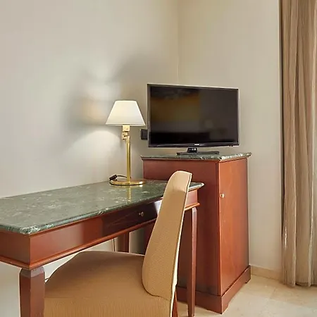 Hotel Exe Mitre