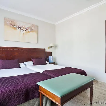 Exe Mitre 3* ברצלונה