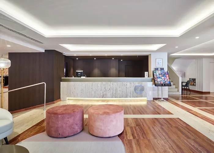 エグゼ ミトレ ホテル 3*