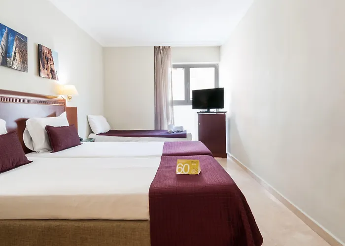 エグゼ ミトレ ホテル 3*