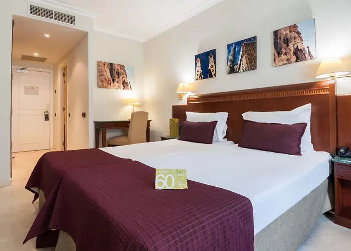 エグゼ ミトレ 3* バルセロナ