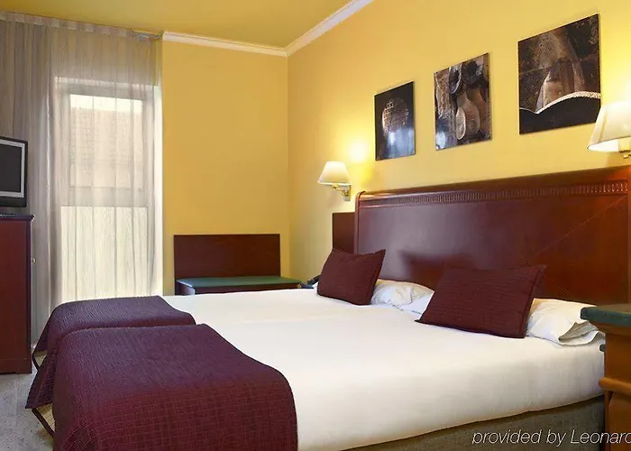 エグゼ ミトレ ホテル 3*